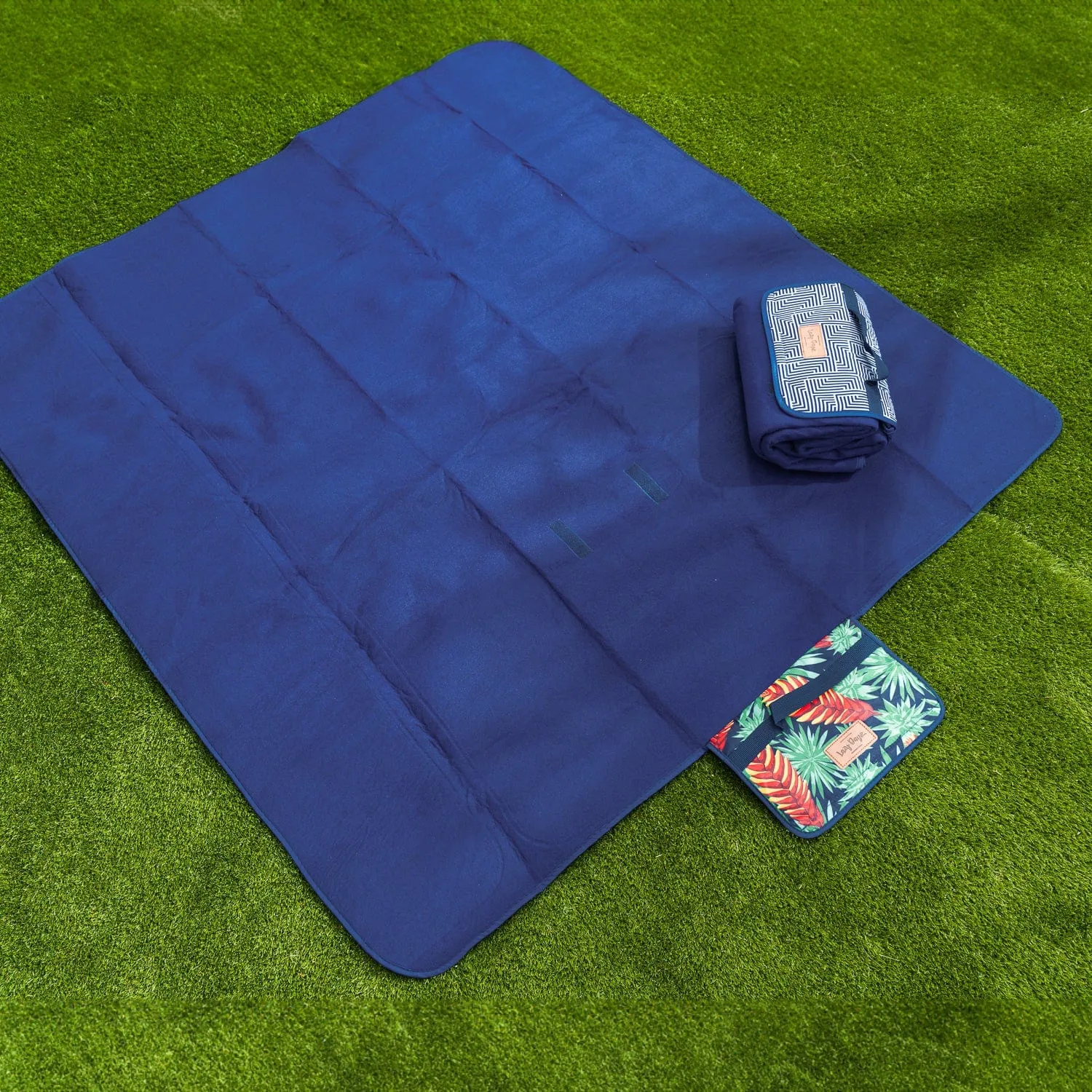 Lazy Dayz Fleece Picnic Rug - Mossman